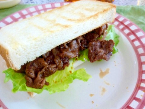 ☆牛肉で♪　焼き肉トーストサンド☆